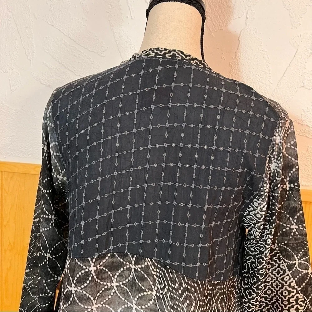 Johnny Was Tami Embroidered Eyelet Floral Print Tunic Top Sz-XS - Picture 9 of 9